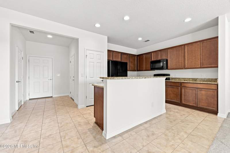 3 bedroom Townhouse at 7020 Butterfly Court, Bayberry, Jacksonville — photo 5