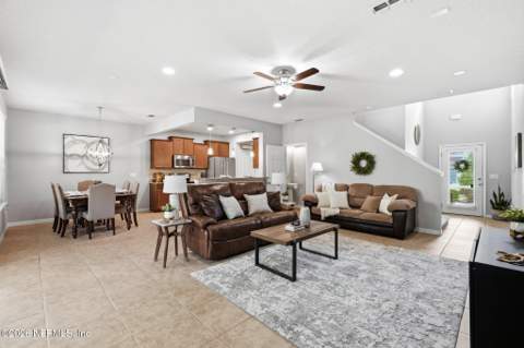 7027 Butterfield Court, Jacksonville FL - photo 14 of 41