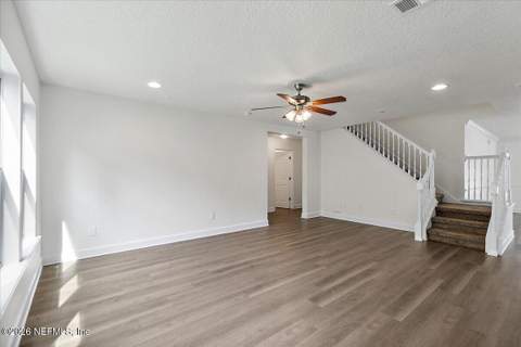 1194 Dawn Creek Court, Jacksonville FL - photo 6 of 23