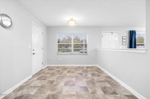 2312 Silver Lake Drive, Palatka FL - photo 10 of 29