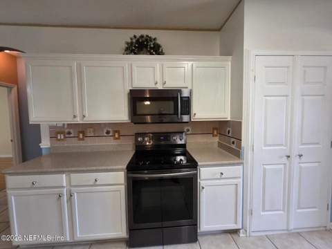 4251 Woodley Creek Road, Jacksonville FL - photo 7 of 41