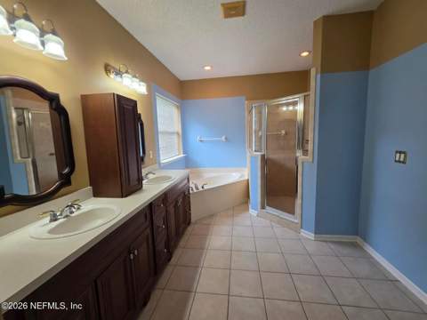 4251 Woodley Creek Road, Jacksonville FL - photo 17 of 41
