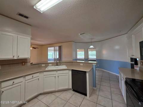 4251 Woodley Creek Road, Jacksonville FL - photo 11 of 41