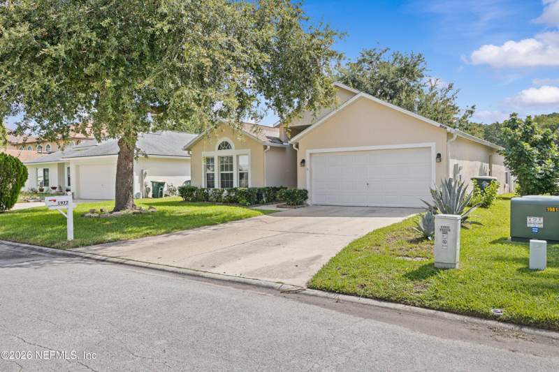3 bedroom Single Family Residence at 1977 Millington Lane, Sutton Lakes, Jacksonville — photo 2