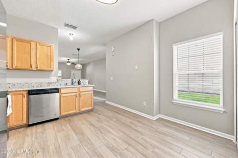 857 Southern Creek Drive, St. Johns FL - photo 10 of 43