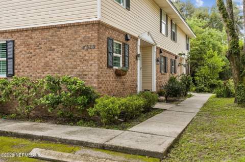 4519 Columbus Circle #1B, Jacksonville FL - photo 18 of 49