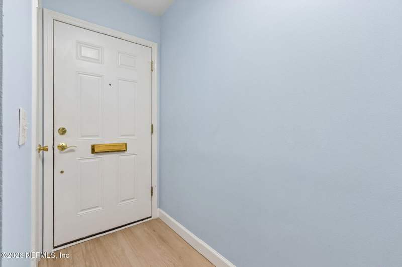 2 bedroom Condominium at 4519 Columbus Circle #1B, Ortega Oaks, Jacksonville — photo 4