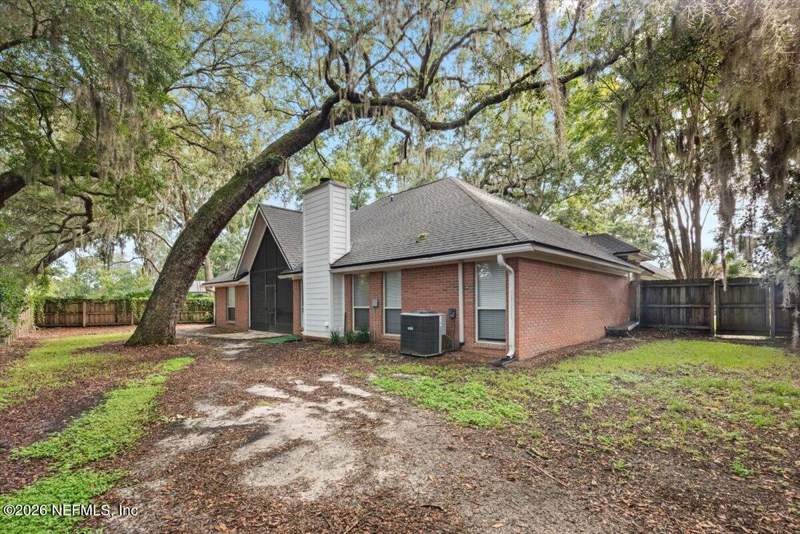 4 bedroom Single Family Residence at 12464 Gately Road, Gately Oaks, Jacksonville — photo 5