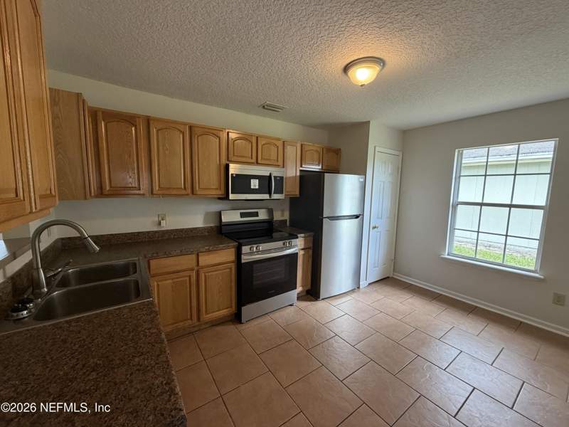 3 bedroom Single Family Residence at 4224 Harbor View Drive, Harbor View, Jacksonville — photo 4