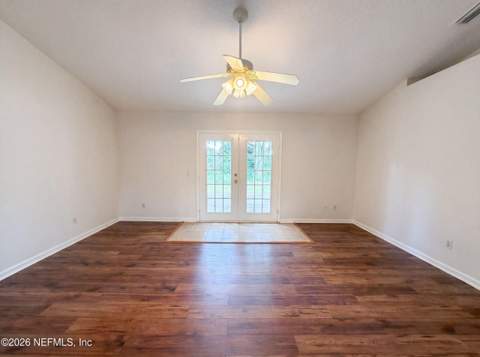 4224 Harbor View Drive, Jacksonville FL - photo 8 of 19