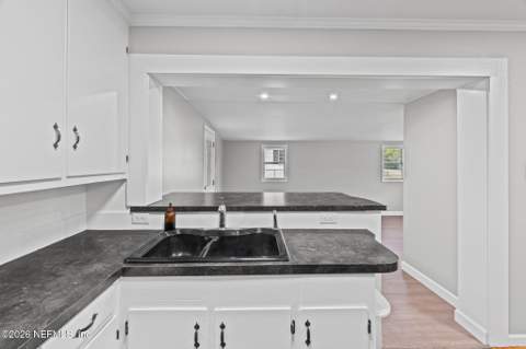 215 Hilltop Drive, Orange Park FL - photo 13 of 33