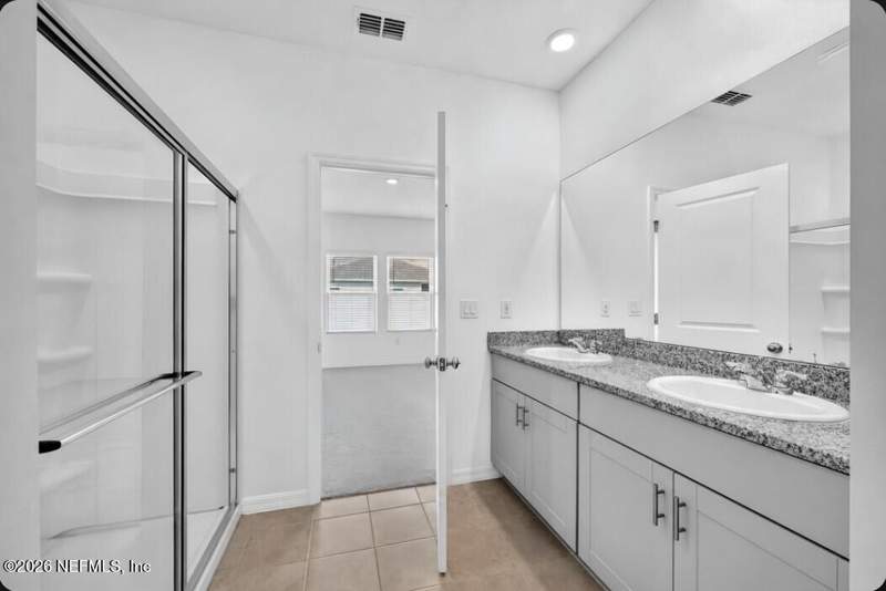 4 bedroom Single Family Residence at 8155 Archibald Terrace, Coopers Meadows, Jacksonville — photo 4