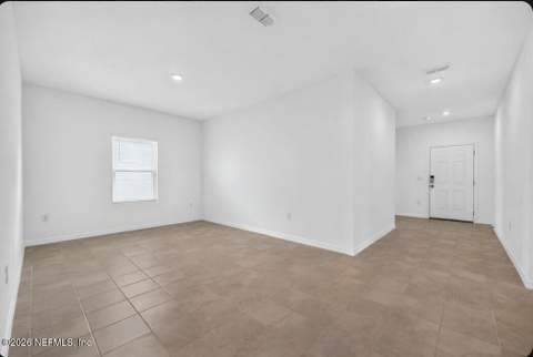 8155 Archibald Terrace, Jacksonville FL - photo 6 of 41