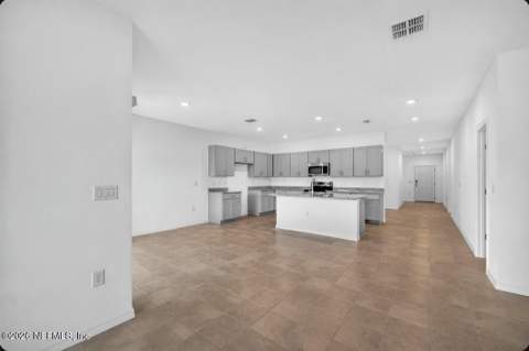 8155 Archibald Terrace, Jacksonville FL - photo 15 of 41