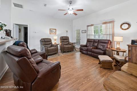 2230 Snowcreek Court, Jacksonville FL - photo 11 of 32