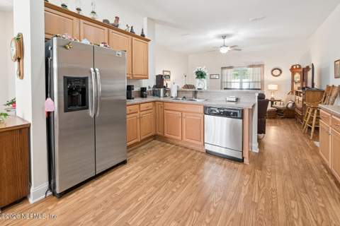 2230 Snowcreek Court, Jacksonville FL - photo 6 of 32