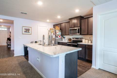 6107 Black Stallion Drive, Jacksonville FL - photo 7 of 30