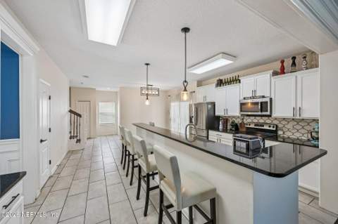 16250 Stanis Court, Jacksonville FL - photo 16 of 65
