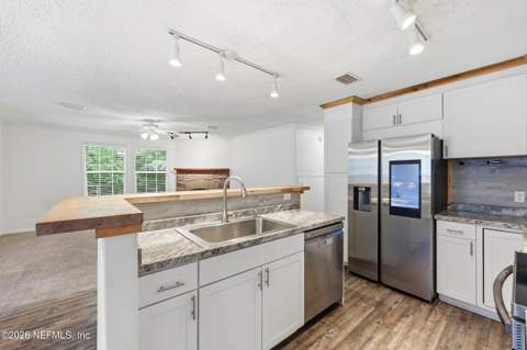 914 Hibernia Forest Drive, Fleming Island FL - photo 17 of 54