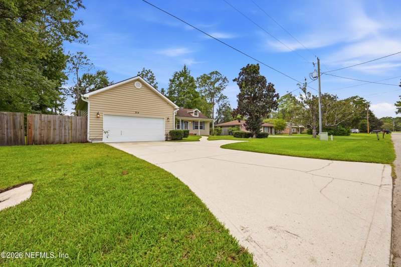 4 bedroom Single Family Residence at 914 Hibernia Forest Drive, Hibernia Forest, Fleming Island — photo 4