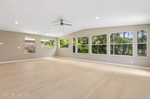 7955 Pine Lake Road, Jacksonville FL - photo 15 of 60