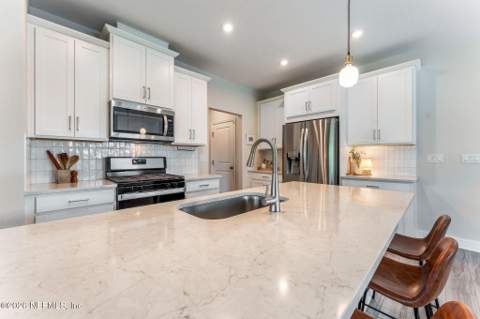 13360 Holsinger Boulevard, Jacksonville FL - photo 21 of 64