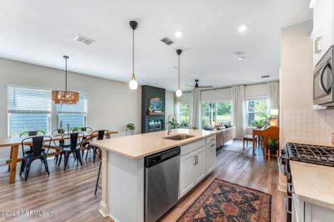 13360 Holsinger Boulevard, Jacksonville FL - photo 23 of 64