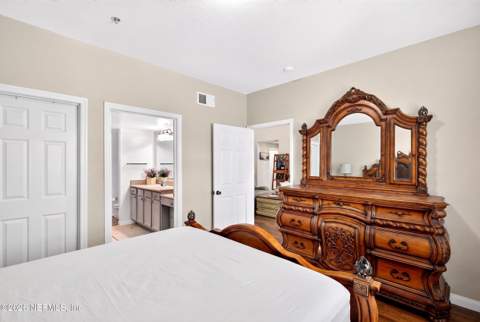 8550 Touchton Road #2222, Jacksonville FL - photo 11 of 25