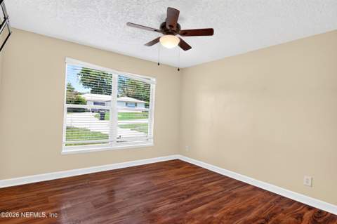 428 Neptune Road, Orange Park FL - photo 10 of 21