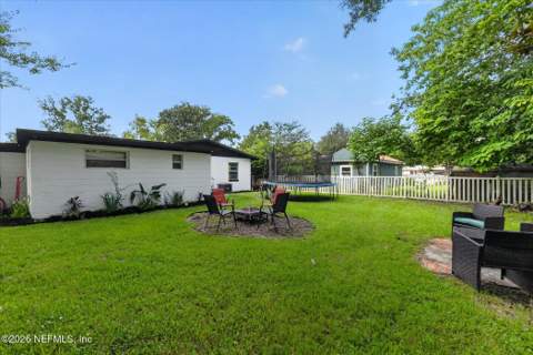 5257 Woodcrest Road, Jacksonville FL - photo 15 of 43