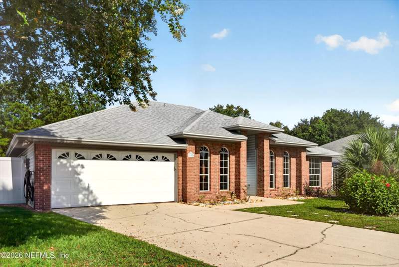 4 bedroom Single Family Residence at 11828 Heather Grove Lane, Heaven Trees, Jacksonville — photo 2