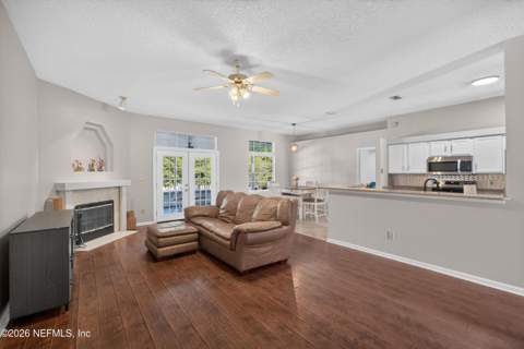 11828 Heather Grove Lane, Jacksonville FL - photo 23 of 40
