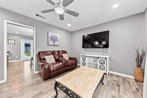 3972 University Club Boulevard, Jacksonville FL - photo 6 of 25