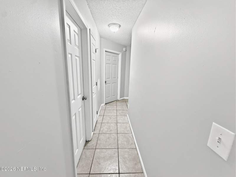 3 bedroom Single Family Residence at 10725 Meadowlea Drive, Woodmont, Jacksonville — photo 4