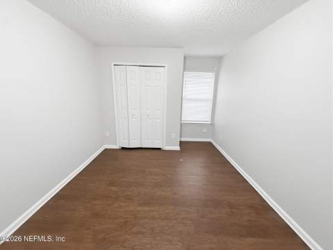 10725 Meadowlea Drive, Jacksonville FL - photo 23 of 36