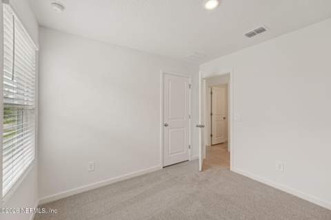 10668 Lishwood Way, Jacksonville FL - photo 11 of 26
