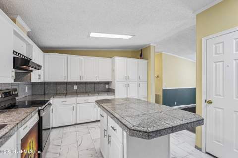 2259 Indigo Avenue, Middleburg FL - photo 18 of 48
