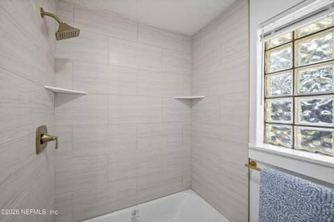 6636 Nathan Drive, Jacksonville FL - photo 20 of 32