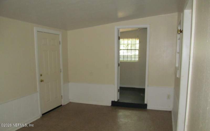 3 bedroom Single Family Residence at 2870 Lenox Avenue, Lackawanna, Jacksonville — photo 5