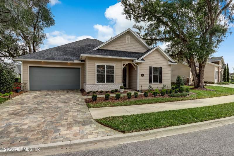3 bedroom Single Family Residence at 8601 Homeplace Drive, Old Still, Jacksonville — photo 2