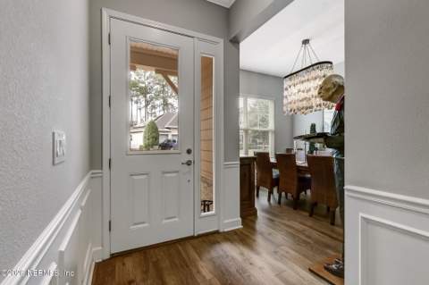 8601 Homeplace Drive, Jacksonville FL - photo 7 of 43