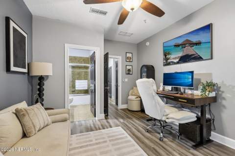 9823 Tapestry Park Circle #303, Jacksonville FL - photo 22 of 31