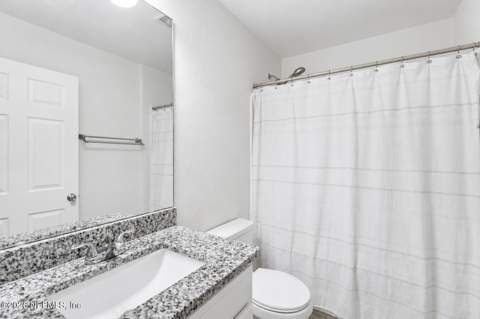 6117 Patriots Landing Lane, Jacksonville FL - photo 13 of 32