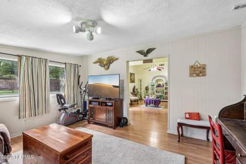 1249 Le Brun Drive, Jacksonville FL - photo 9 of 37