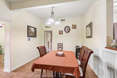 1249 Le Brun Drive, Jacksonville FL - photo 13 of 37