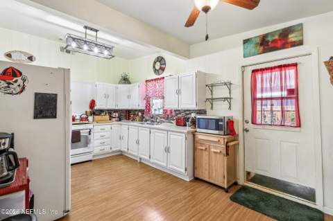 1249 Le Brun Drive, Jacksonville FL - photo 14 of 37
