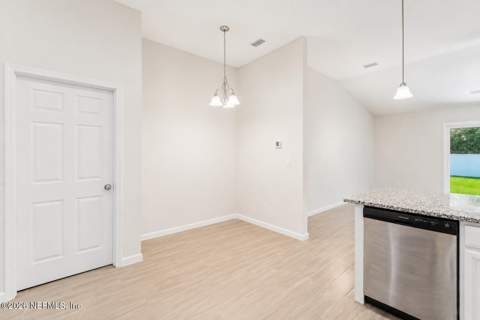 6117 Patriots Landing Lane, Jacksonville FL - photo 19 of 32