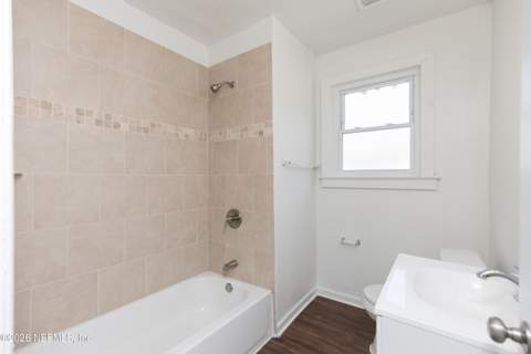 1431 W 33rd Street, Jacksonville FL - photo 8 of 46