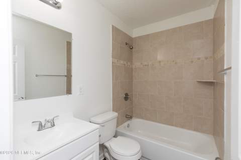 1431 W 33rd Street, Jacksonville FL - photo 10 of 46