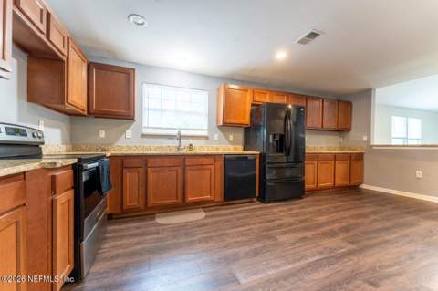 2604 Hyde Park Road, Jacksonville FL - photo 17 of 107